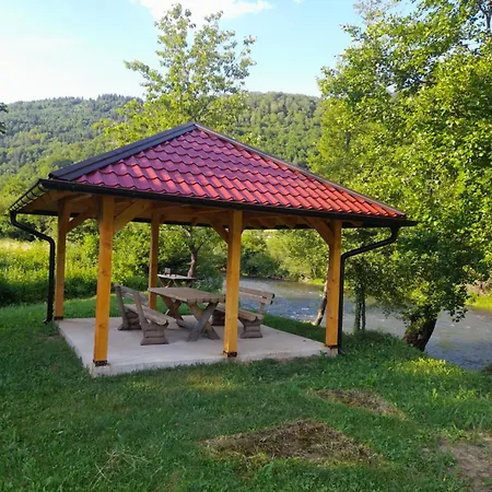 Dzanan Villa *
